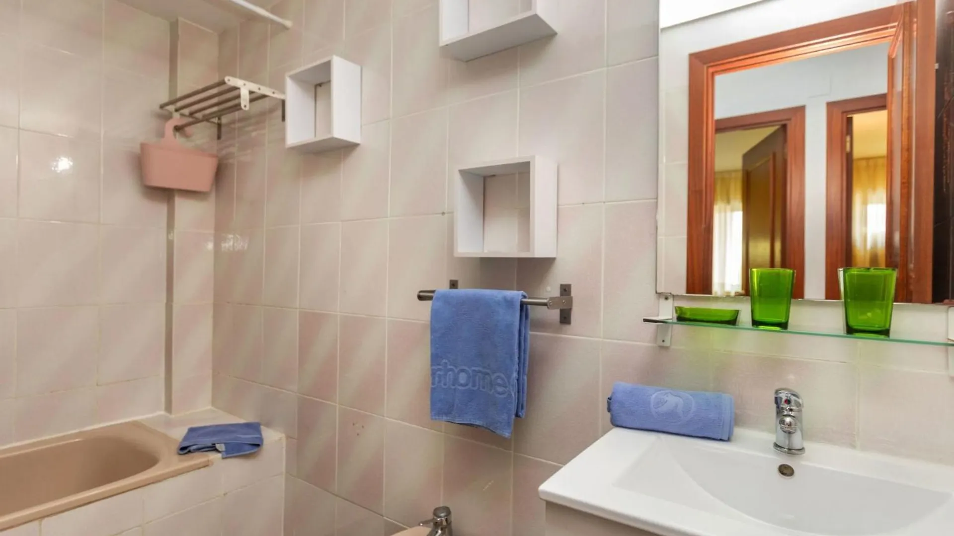 Apartment Cala Dorada-2 By Interhome 살루 스페인